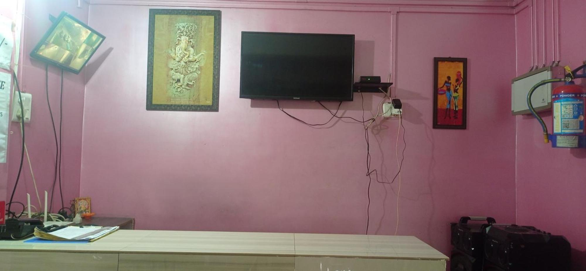 Hotel Kaziranga Holidays ภายนอก รูปภาพ