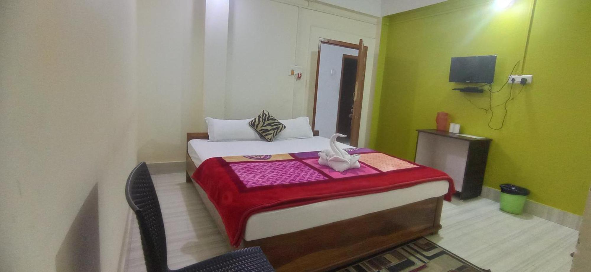 Hotel Kaziranga Holidays ภายนอก รูปภาพ